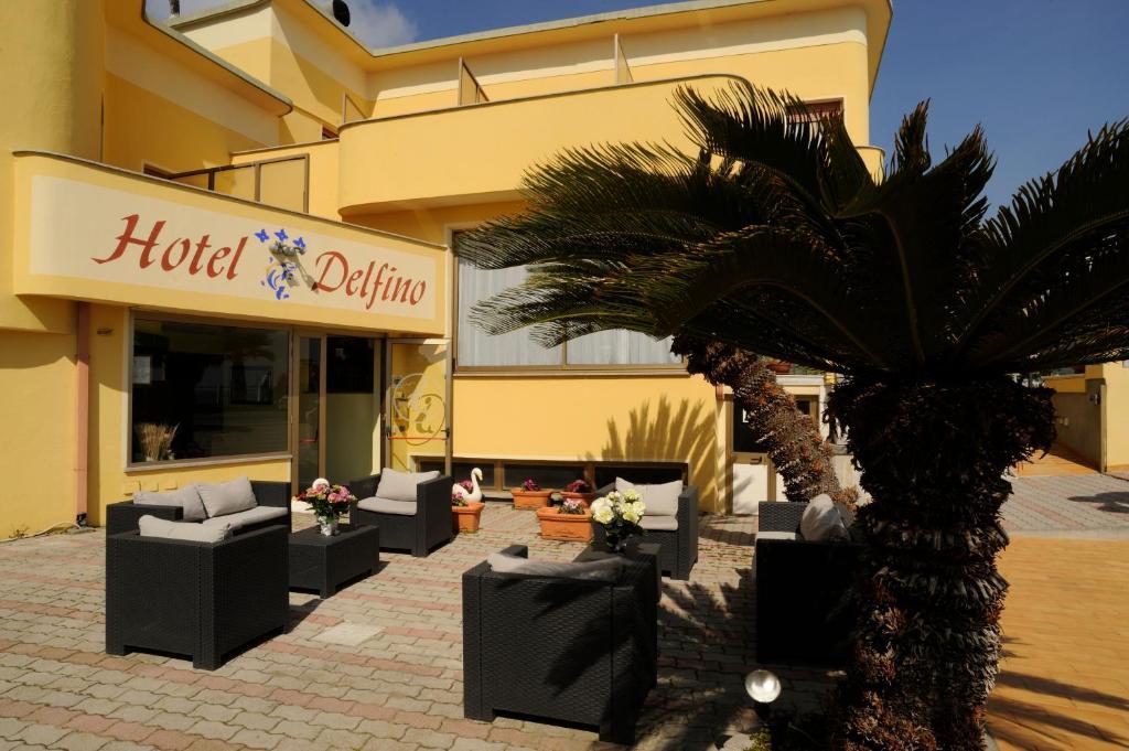Hotel Delfino لايقويليا المظهر الخارجي الصورة