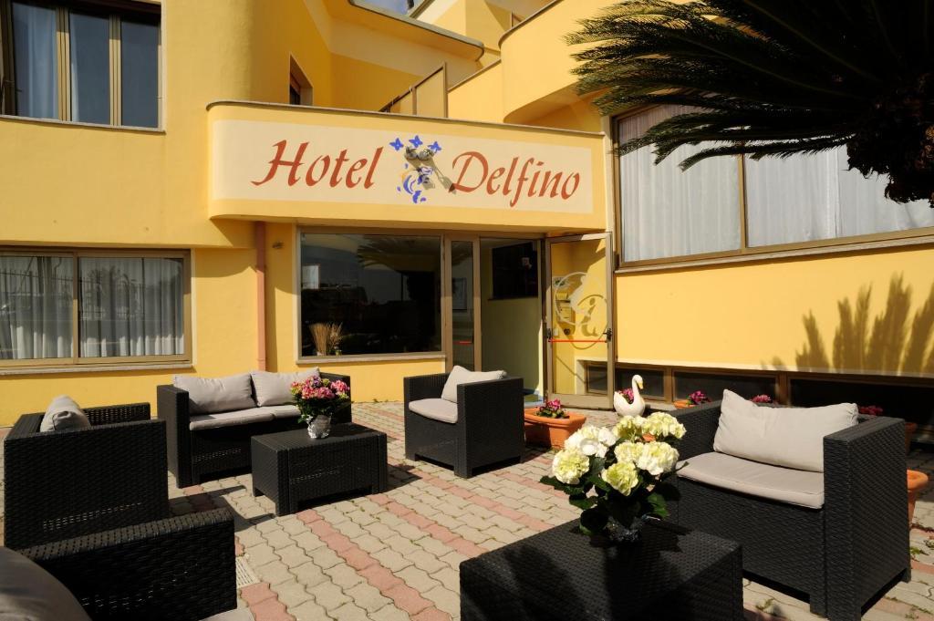 Hotel Delfino لايقويليا المظهر الخارجي الصورة